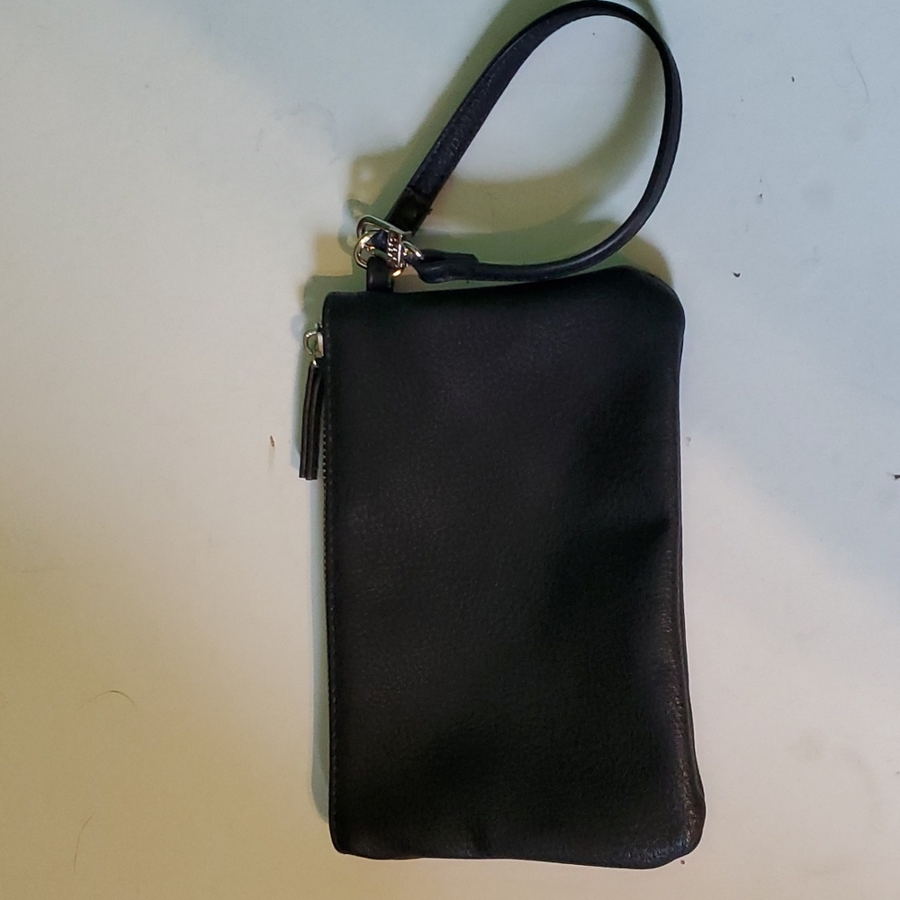 Steve Madden black wristlet bag